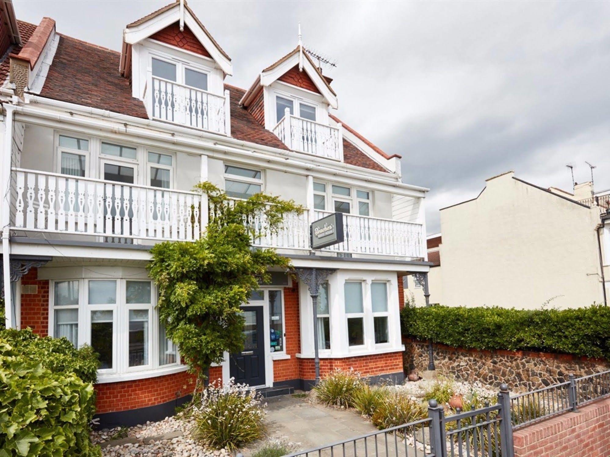 The Beaches Guest House (Adults Only) Southend-on-Sea Buitenkant foto