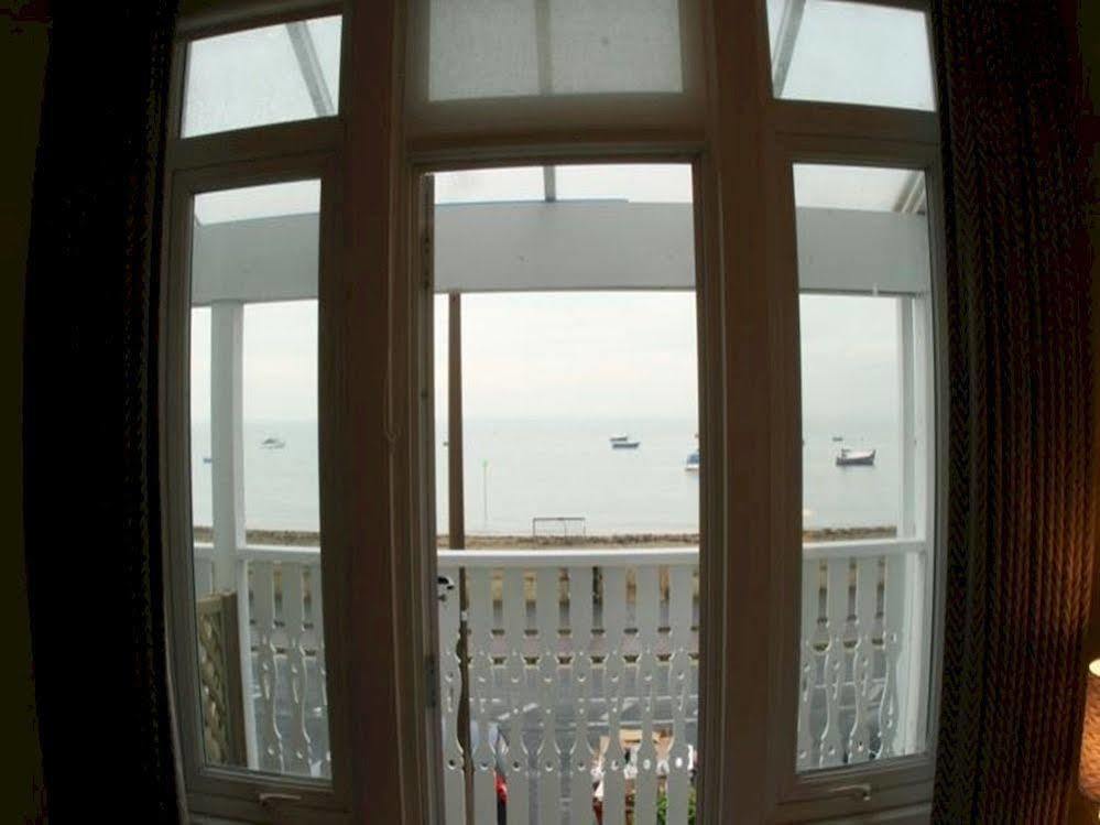 The Beaches Guest House (Adults Only) Southend-on-Sea Buitenkant foto